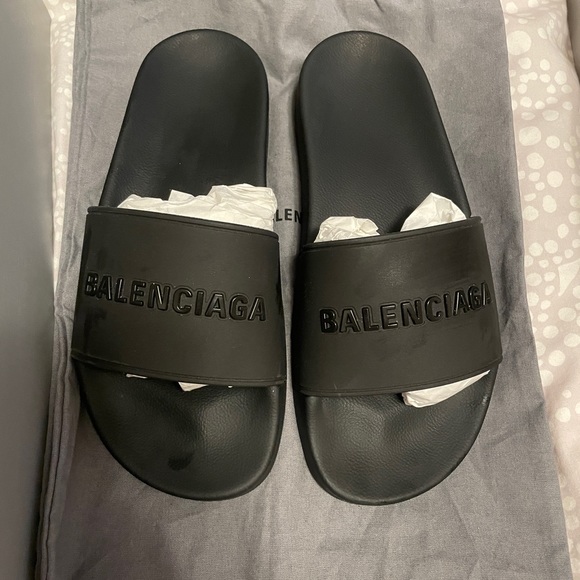 Balenciaga Pool Side Slides - Picture 9 of 10